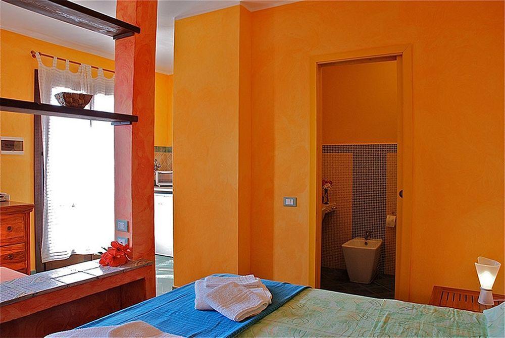 Hotel Clelia 우스티카 외부 사진